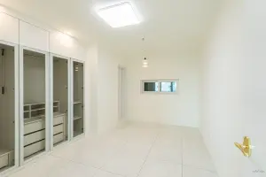 유리도어 시스템 드레스룸 인테리어